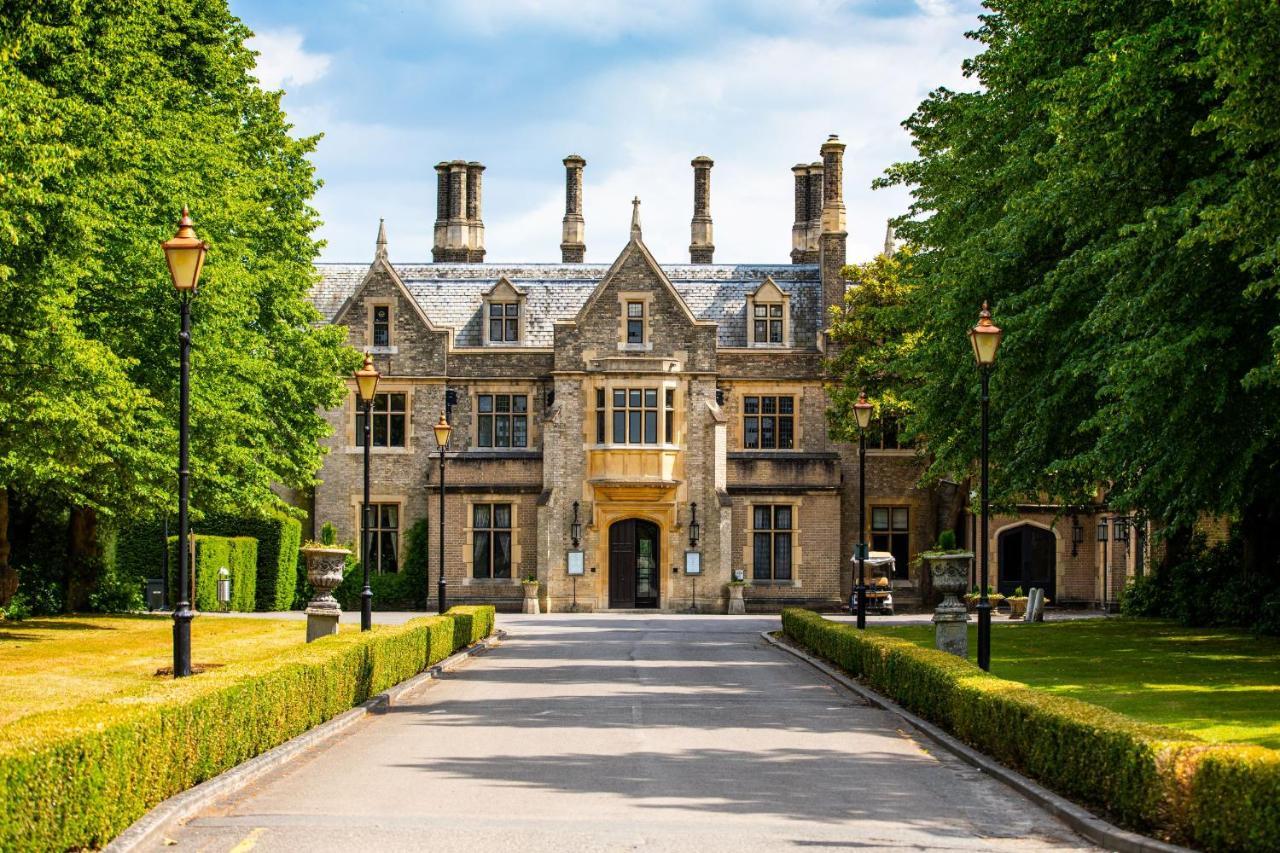 Foxhills Club & Resort Ottershaw Eksteriør bilde