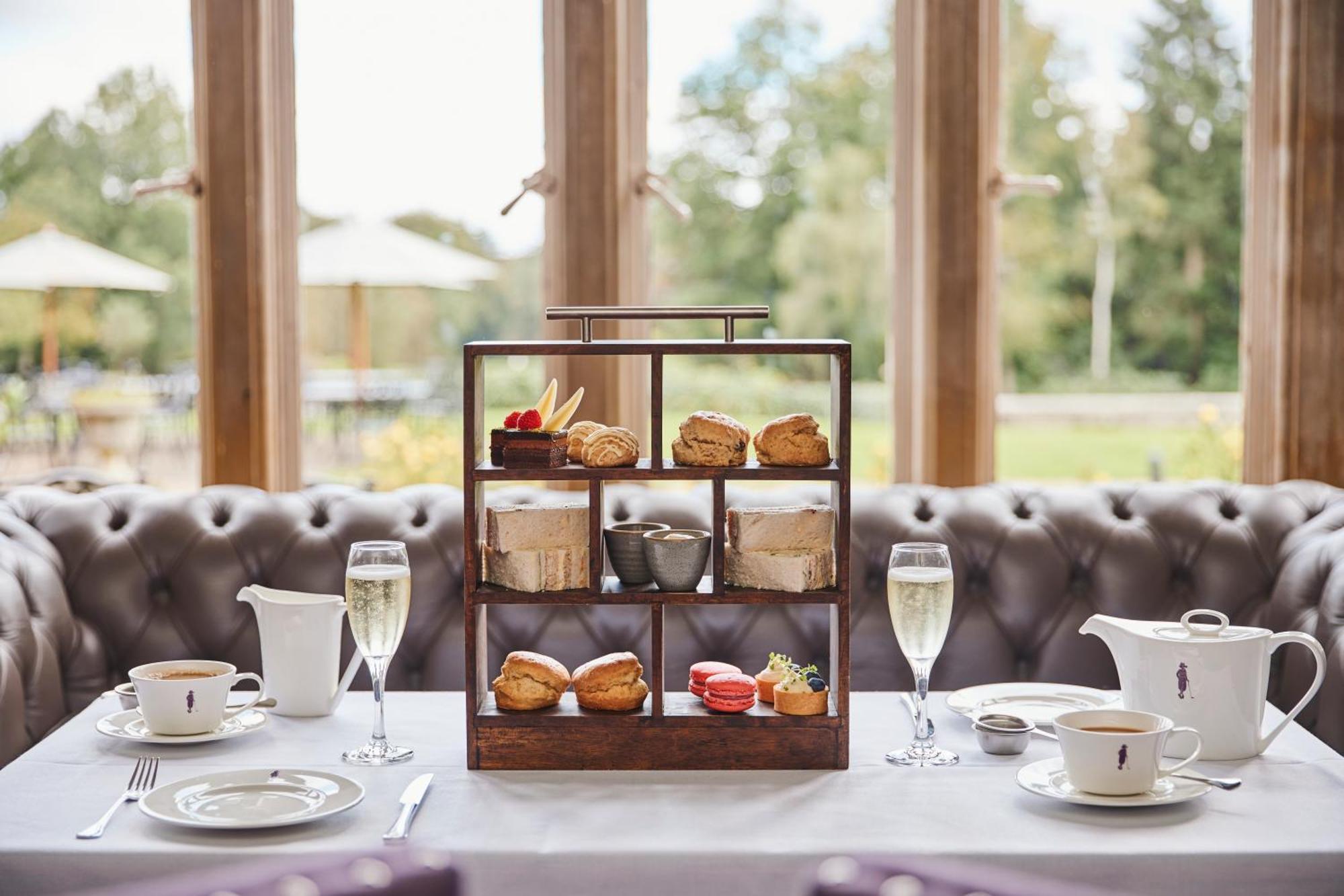 Foxhills Club & Resort Ottershaw Eksteriør bilde
