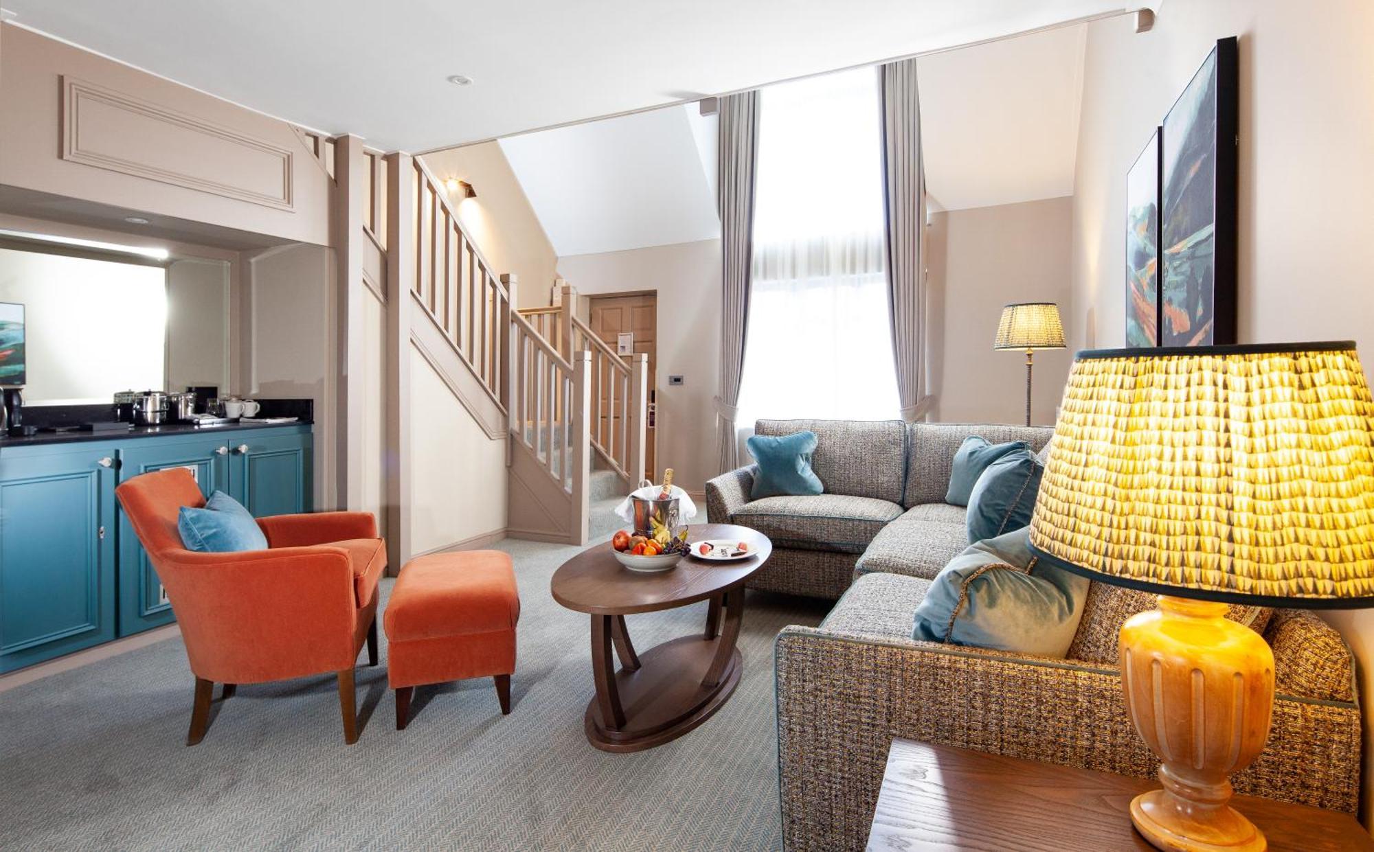 Foxhills Club & Resort Ottershaw Eksteriør bilde